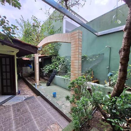 Casa Aconchegante Em Curitiba Hotel Luaran gambar