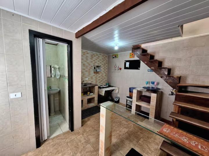 Casa Aconchegante Em Curitiba Hotel Luaran gambar